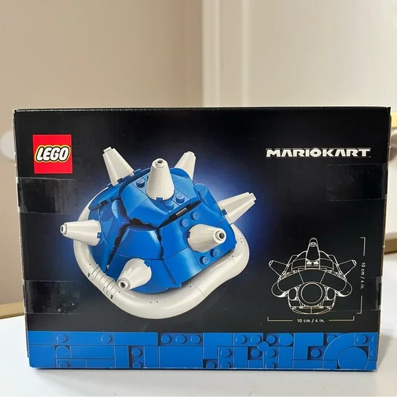 LEGO Mario Kart Spiny Shell Set - Blue and White - Picture 3 of 3